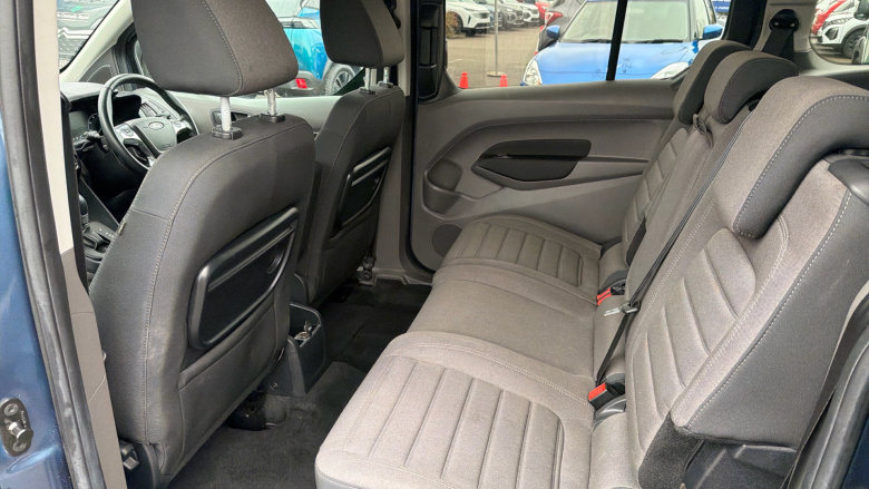 Ford Grand Tourneo Connect 1.5 EcoBlue 120 Titanium 5dr Powershift Diesel Estate